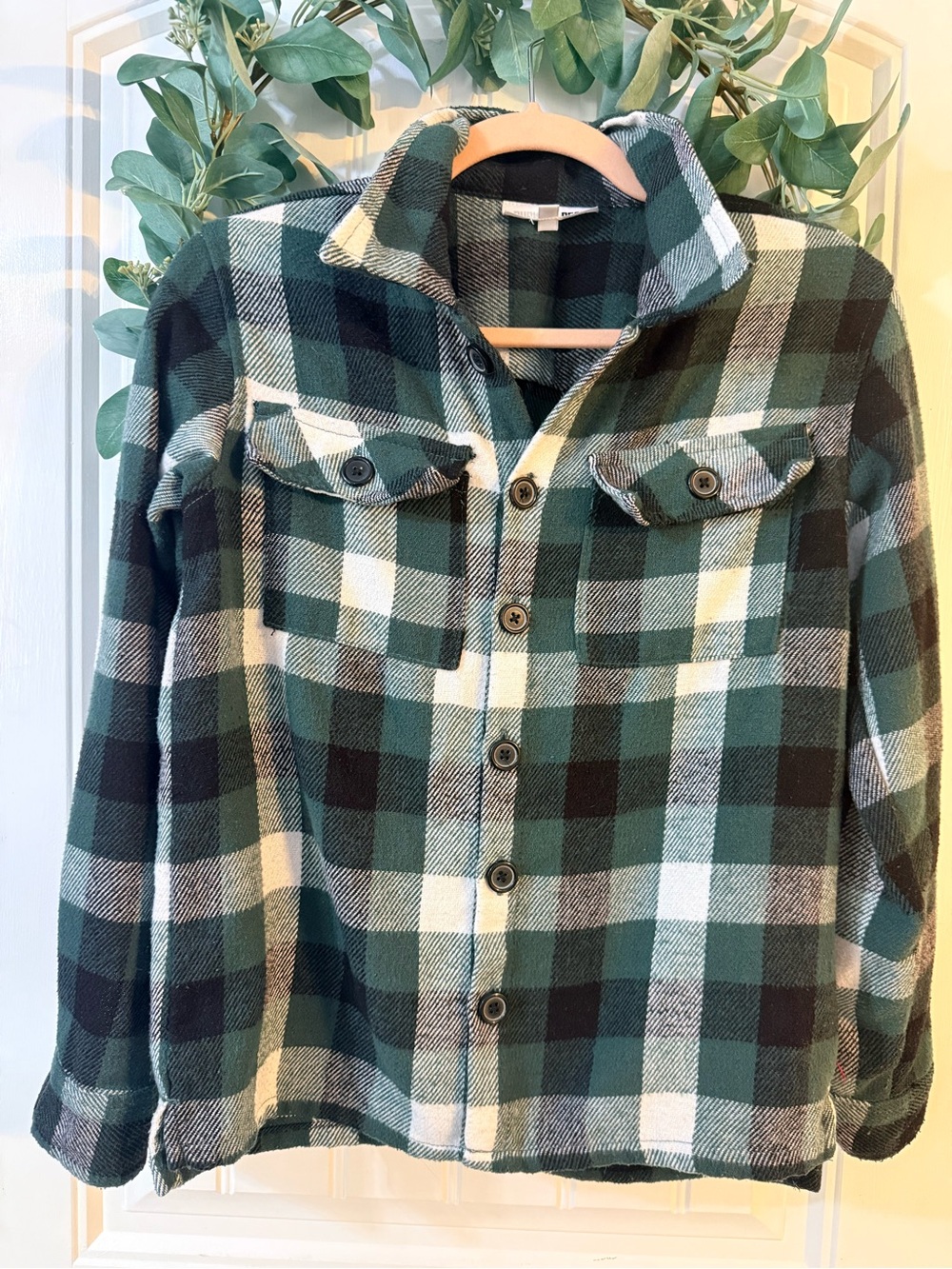 💫2/$25 • Survival Gear Green Plaid Button-Up Jacket